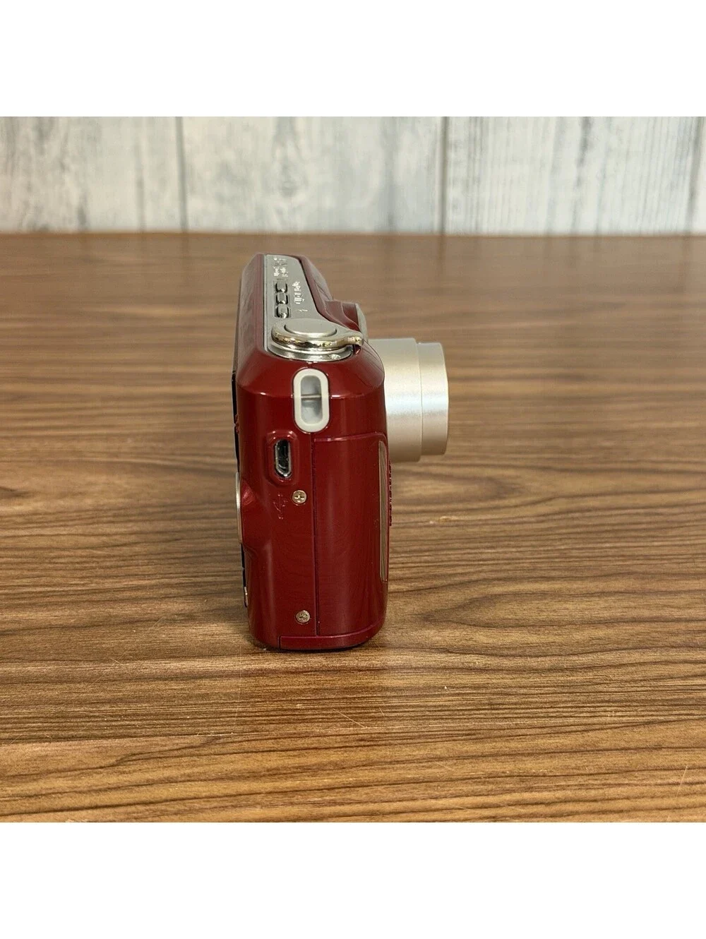 KODAK EASYSHARE C195 DIGITAL CAMERA BUNDLE - 14.0MP, RED, 4GB SD CARD